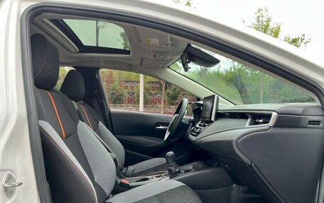 Toyota Corolla, 2021 год, 1 299 000 рублей, 13 фотография