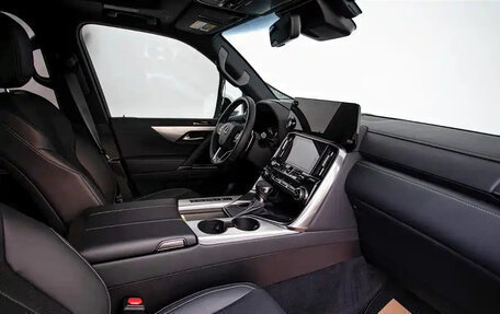 Lexus LX, 2024 год, 17 000 000 рублей, 7 фотография