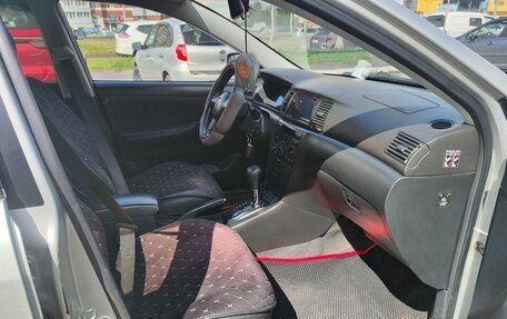 Toyota Corolla, 2005 год, 650 000 рублей, 2 фотография