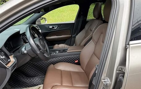 Volvo S60 III, 2022 год, 2 400 000 рублей, 8 фотография