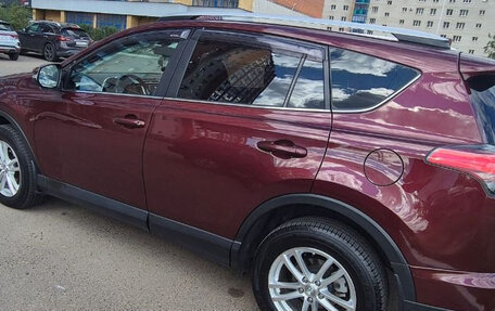 Toyota RAV4, 2017 год, 2 600 000 рублей, 4 фотография