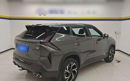 Geely Atlas, 2023 год, 1 540 000 рублей, 3 фотография