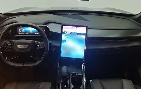 Geely Atlas, 2023 год, 1 540 000 рублей, 4 фотография
