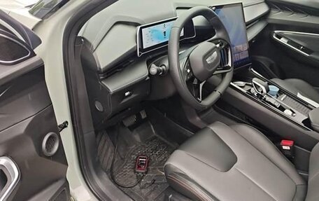 Geely Atlas, 2023 год, 1 550 000 рублей, 6 фотография