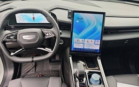 Geely Atlas, 2023 год, 1 550 000 рублей, 7 фотография