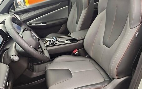 Geely Atlas, 2023 год, 1 550 000 рублей, 8 фотография