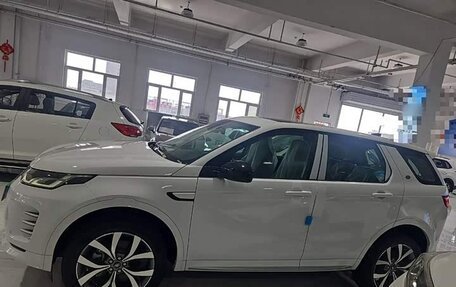 Land Rover Discovery Sport I рестайлинг, 2025 год, 4 900 100 рублей, 3 фотография