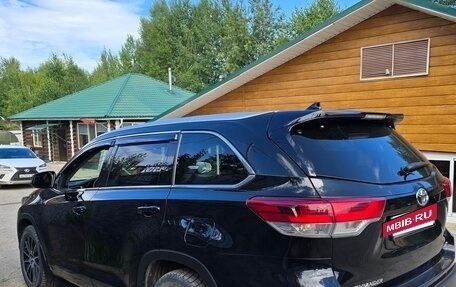 Toyota Highlander III, 2017 год, 4 600 000 рублей, 8 фотография