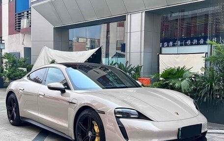 Porsche Taycan I, 2021 год, 6 850 000 рублей, 3 фотография