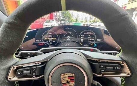 Porsche Taycan I, 2021 год, 6 850 000 рублей, 11 фотография