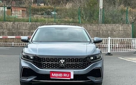 Volkswagen Passat B8 рестайлинг, 2021 год, 2 100 000 рублей, 1 фотография