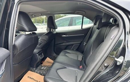 Toyota Camry, 2022 год, 2 370 000 рублей, 11 фотография