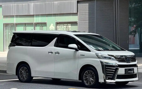 Toyota Vellfire II, 2021 год, 7 300 000 рублей, 4 фотография