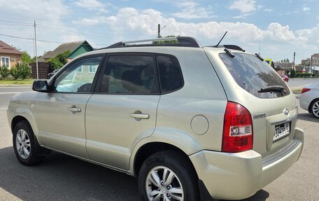 Hyundai Tucson III, 2008 год, 790 000 рублей, 2 фотография