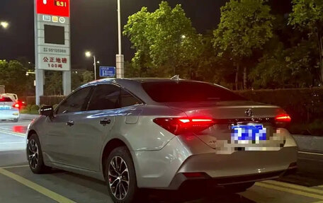 Toyota Avalon, 2021 год, 2 300 000 рублей, 8 фотография