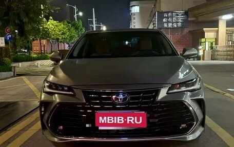Toyota Avalon, 2021 год, 2 300 000 рублей, 2 фотография