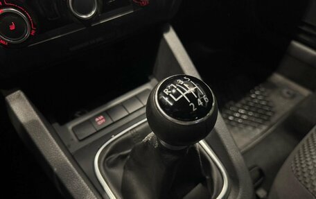Volkswagen Jetta VI, 2011 год, 800 000 рублей, 11 фотография
