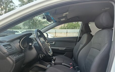 KIA Rio III рестайлинг, 2015 год, 969 000 рублей, 16 фотография
