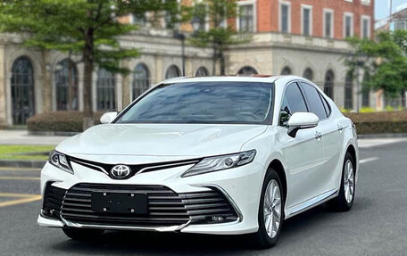 Toyota Camry, 2021 год, 2 420 001 рублей, 1 фотография
