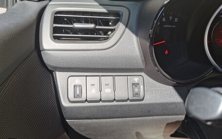 KIA Rio III рестайлинг, 2015 год, 1 350 000 рублей, 7 фотография