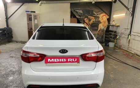 KIA Rio III рестайлинг, 2011 год, 780 000 рублей, 4 фотография