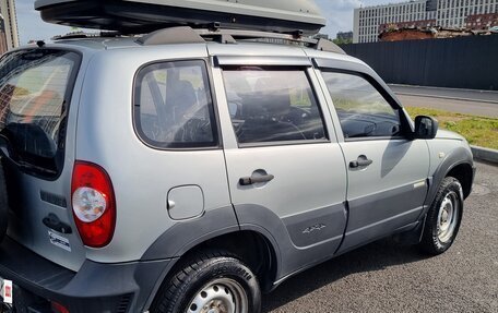 Chevrolet Niva I рестайлинг, 2014 год, 550 000 рублей, 3 фотография