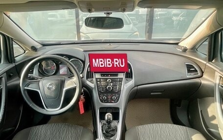 Opel Astra J, 2012 год, 689 000 рублей, 11 фотография