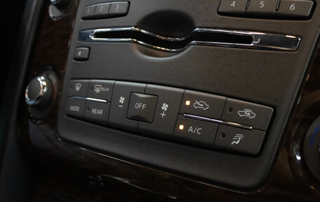 Nissan Patrol, 2010 год, 2 099 000 рублей, 25 фотография