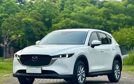 Mazda CX-5 II, 2024 год, 2 300 000 рублей, 1 фотография