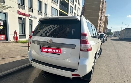 Toyota Land Cruiser Prado 150 рестайлинг 2, 2015 год, 3 299 000 рублей, 5 фотография