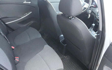 Hyundai Solaris II рестайлинг, 2011 год, 590 000 рублей, 15 фотография