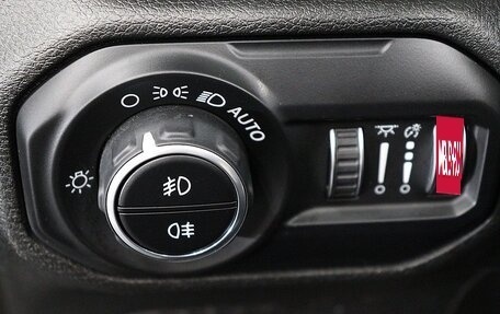 Jeep Wrangler, 2021 год, 3 930 469 рублей, 13 фотография