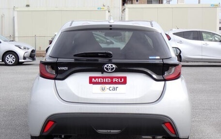 Toyota Yaris, 2021 год, 775 001 рублей, 6 фотография