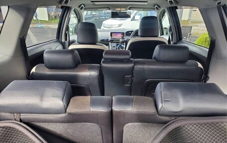Toyota Wish II, 2017 год, 1 226 000 рублей, 11 фотография
