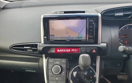 Toyota Wish II, 2017 год, 1 226 000 рублей, 12 фотография