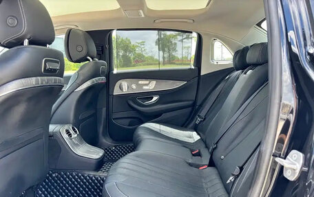 Mercedes-Benz E-Класс, 2021 год, 4 134 690 рублей, 13 фотография