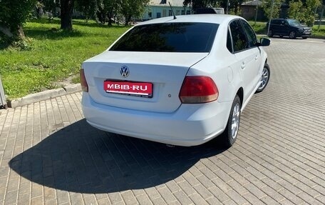 Volkswagen Polo VI (EU Market), 2015 год, 790 000 рублей, 11 фотография