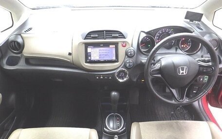 Honda Fit Shuttle I рестайлинг, 2013 год, 710 000 рублей, 2 фотография