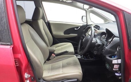 Honda Fit Shuttle I рестайлинг, 2013 год, 710 000 рублей, 3 фотография