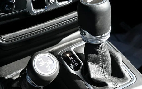 Jeep Wrangler, 2024 год, 6 993 900 рублей, 9 фотография