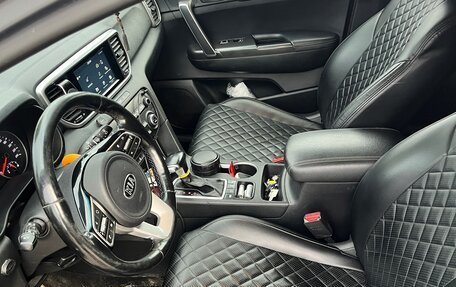 KIA Sportage IV рестайлинг, 2018 год, 1 800 000 рублей, 14 фотография