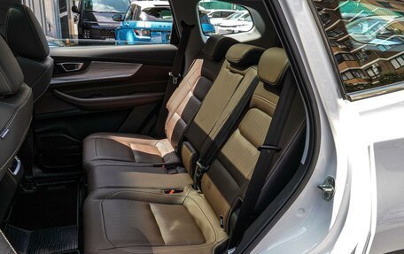 Chery Tiggo 8 Pro, 2022 год, 2 370 000 рублей, 10 фотография