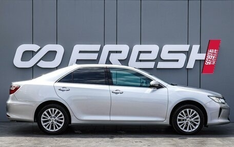 Toyota Camry, 2015 год, 2 400 000 рублей, 5 фотография