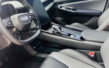 Geely Atlas, 2023 год, 1 620 325 рублей, 12 фотография