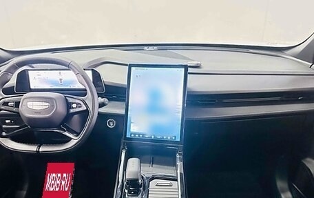 Geely Atlas, 2023 год, 1 620 325 рублей, 7 фотография