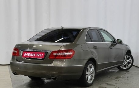 Mercedes-Benz E-Класс, 2009 год, 1 400 000 рублей, 4 фотография