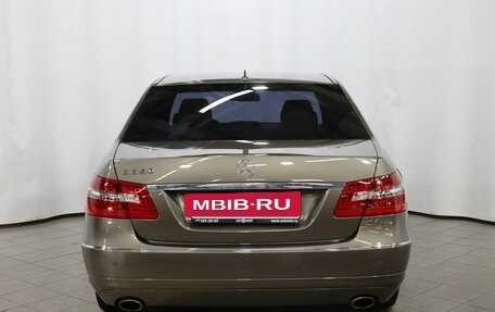 Mercedes-Benz E-Класс, 2009 год, 1 400 000 рублей, 5 фотография