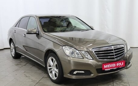 Mercedes-Benz E-Класс, 2009 год, 1 400 000 рублей, 3 фотография