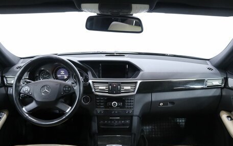 Mercedes-Benz E-Класс, 2009 год, 1 400 000 рублей, 14 фотография