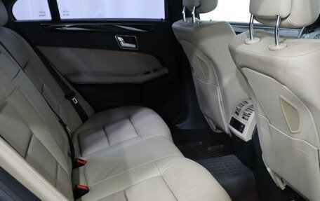 Mercedes-Benz E-Класс, 2009 год, 1 400 000 рублей, 24 фотография